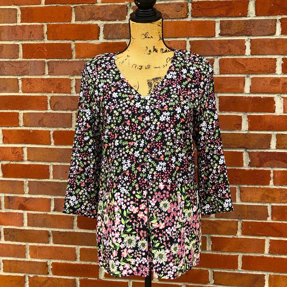 J. Jill Floral Print 3/4 Sleeve Top With Buttons